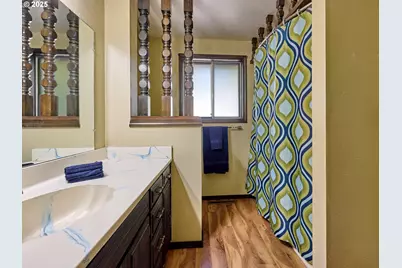 940 SW Main Ave, Mill City, OR 97360 - Photo 21