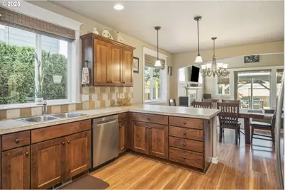 18515 Aladdin Way, Oregon City, OR 97045 - Photo 7