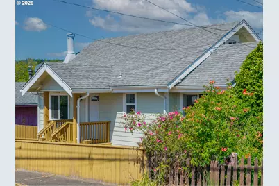 540 E 11th St, Coquille, OR 97423 - Photo 35
