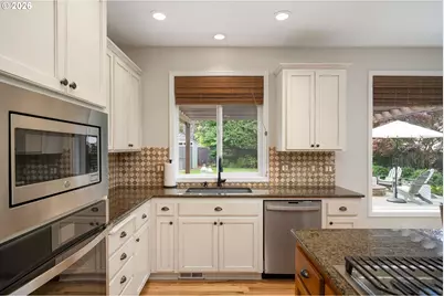21885 SW 106th Ave, Tualatin, OR 97062 - Photo 7