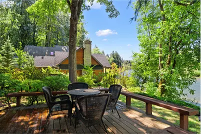 91050 Leashore Dr, Vida, OR 97488 - Photo 17