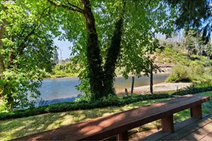 91050 Leashore Dr, Vida, OR 97488 - Photo 19
