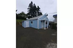 1619 NW Mulholland Dr, Roseburg, OR 97470 - Photo 15