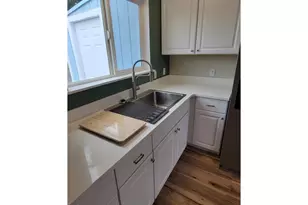 1619 NW Mulholland Dr, Roseburg, OR 97470 - Photo 3