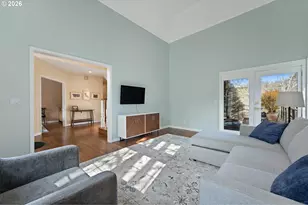 1546 NW Benfield Dr, Portland, OR 97229 - Photo 5