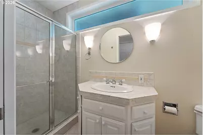 1546 NW Benfield Dr, Portland, OR 97229 - Photo 37