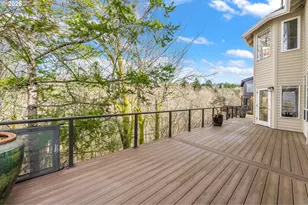 1546 NW Benfield Dr, Portland, OR 97229 - Photo 39