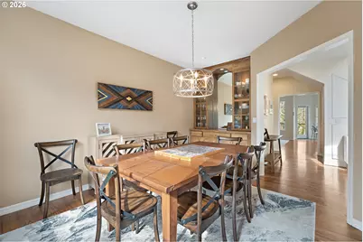 1546 NW Benfield Dr, Portland, OR 97229 - Photo 9