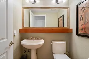 5417 S View Point Ter, Portland, OR 97239 - Photo 35