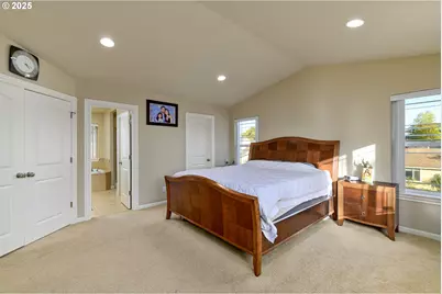 17584 SE Mill Loop, Portland, OR 97233 - Photo 25