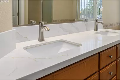 17584 SE Mill Loop, Portland, OR 97233 - Photo 27