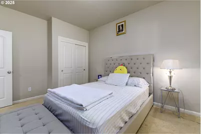 17584 SE Mill Loop, Portland, OR 97233 - Photo 21