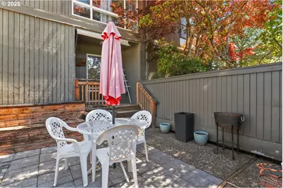 1614 NW Bridgeway Ln, Beaverton, OR 97006 - Photo 3