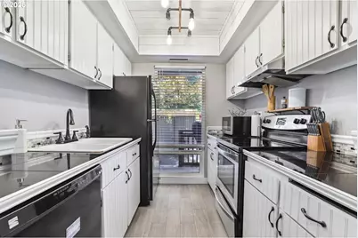 1614 NW Bridgeway Ln, Beaverton, OR 97006 - Photo 7