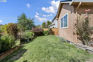 5546 King Arthur Ct, Eugene, OR 97402 - Photo 35