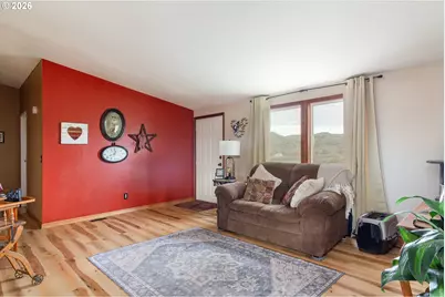 30432 Lauback St, Hermiston, OR 97838 - Photo 5