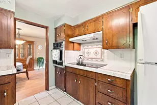 6675 SE Kern Ct, Milwaukie, OR 97267 - Photo 5