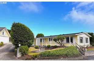 1601 Rhododendron Dr, Florence, OR 97439 - Photo 3