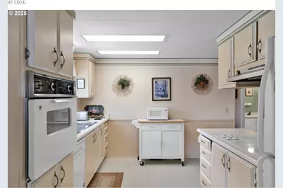 1601 Rhododendron Dr #558, Florence, OR 97439 - Photo 13