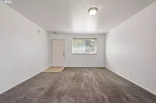 4256 Daisy St, Springfield, OR 97477 - Photo 9