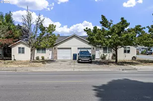 4256 Daisy St, Springfield, OR 97477 - Photo 1