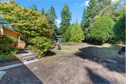 64662 E Bay Rd, North Bend, OR 97459 - Photo 11