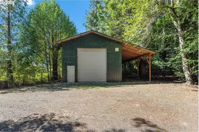 64662 E Bay Rd, North Bend, OR 97459 - Photo 9