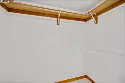 1935 SE 52nd Ave, Hillsboro, OR 97123 - Photo 25