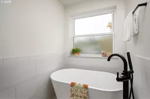 1935 SE 52nd Ave, Hillsboro, OR 97123 - Photo 23