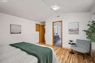 1935 SE 52nd Ave, Hillsboro, OR 97123 - Photo 21