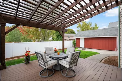 1935 SE 52nd Ave, Hillsboro, OR 97123 - Photo 33