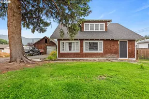608 SW 2nd St, Enterprise, OR 97828 - Photo 3