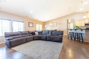 10503 I Ave, Island City, OR 97850 - Photo 9