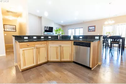 10503 I Ave, Island City, OR 97850 - Photo 7