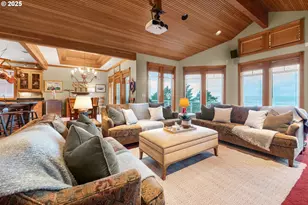 747 Oak St, Cannon Beach, OR 97110 - Photo 5