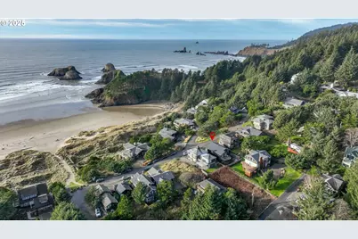 747 Oak St, Cannon Beach, OR 97110 - Photo 41