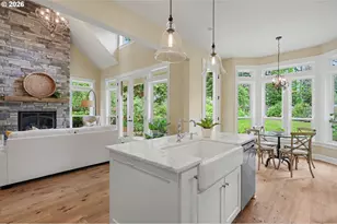 5831 SW Seville Ave, Lake Oswego, OR 97035 - Photo 15