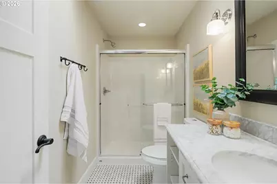 5831 SW Seville Ave, Lake Oswego, OR 97035 - Photo 25