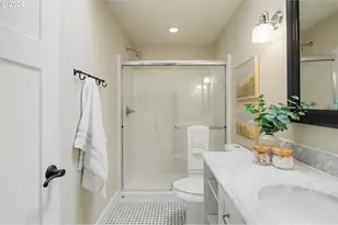 5831 SW Seville Ave, Lake Oswego, OR 97035 - Photo 25