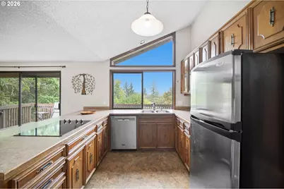 551 Brookside Dr, Eugene, OR 97405 - Photo 19