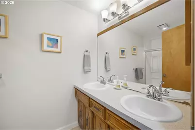 551 Brookside Dr, Eugene, OR 97405 - Photo 37