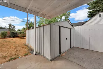 2665 E St, Springfield, OR 97477 - Photo 27