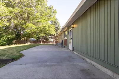 2901 N 4th St, La Grande, OR 97850 - Photo 27