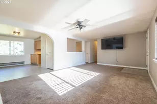 2901 N 4th St, La Grande, OR 97850 - Photo 3