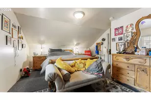 625 S 9th St, Coos Bay, OR 97420 - Photo 13