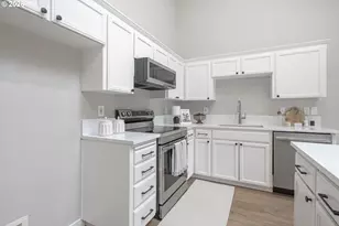 602 Camden Ln, Newberg, OR 97132 - Photo 7