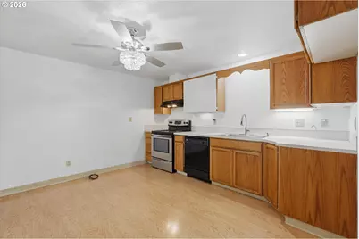 1908 Hawthorne Ct, Woodland, WA 98674 - Photo 11