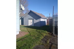 120 SE 7th St, Pendleton, OR 97801 - Photo 3
