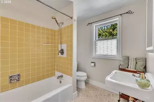 5905 N Minnesota Ave, Portland, OR 97217 - Photo 17