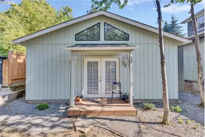 5905 N Minnesota Ave, Portland, OR 97217 - Photo 23
